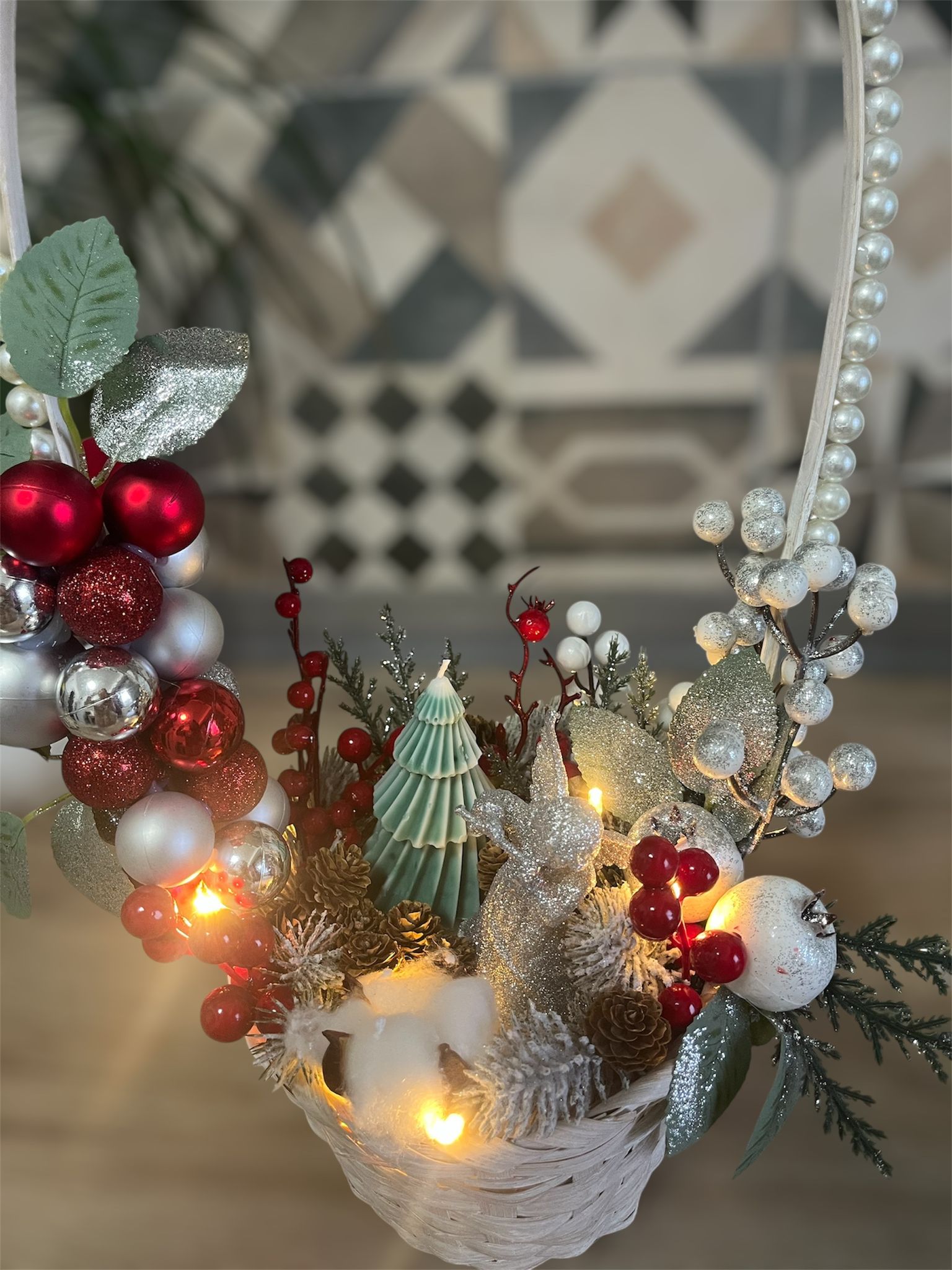 Feerie de iarnă cu accente strălucitoare.