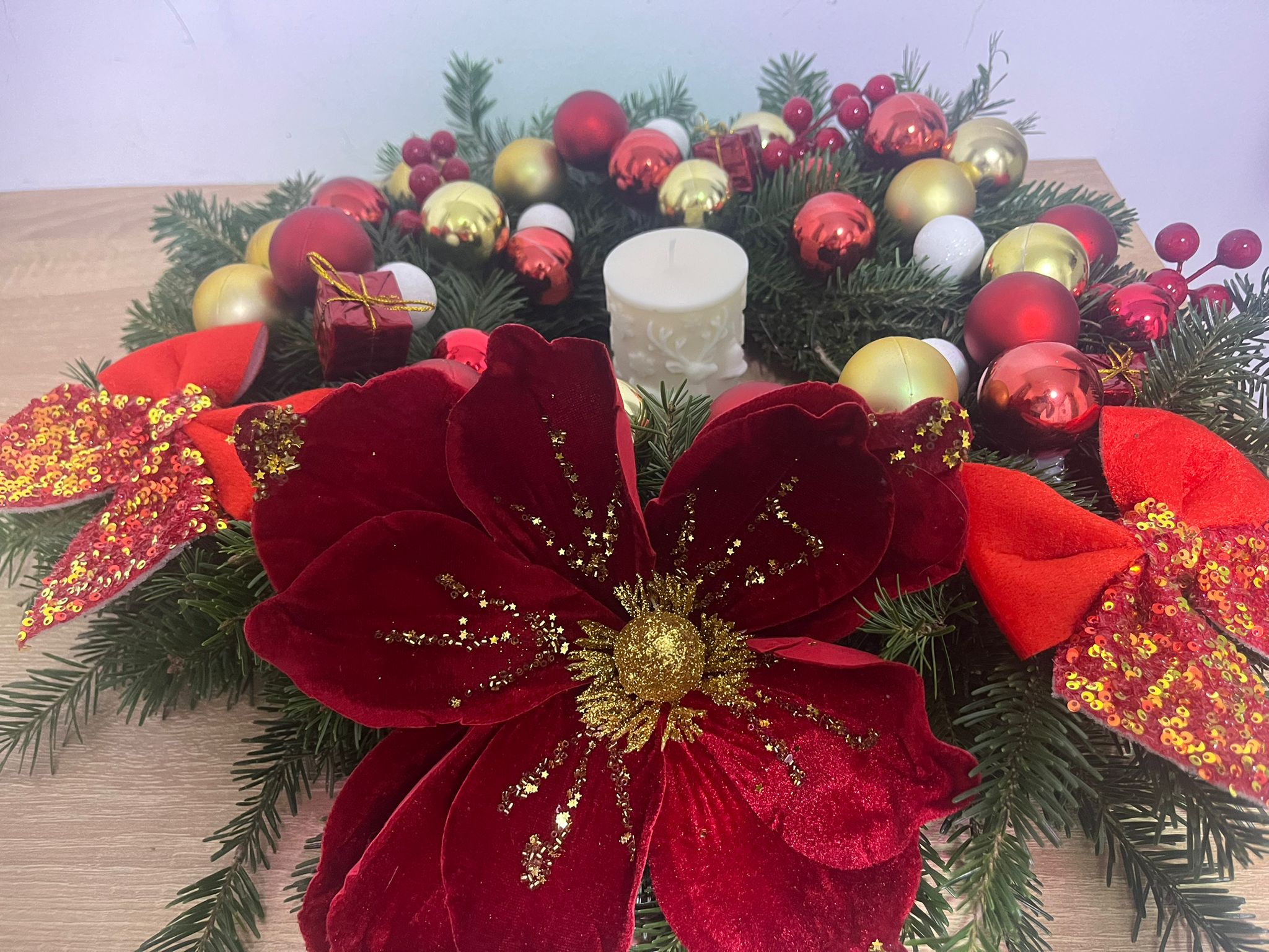 Coroniță decorativă de Crăciun cu lumânare naturală